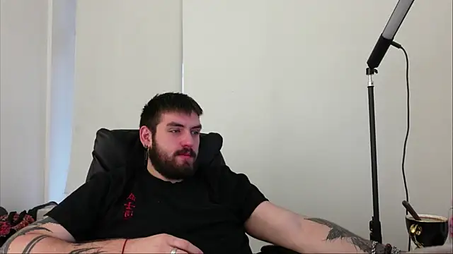 Mike Platano online show from 10/16/25, 05:16