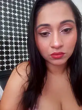 Snapshot of Alisson_Morgann chatting on 10/18/25, 04:20 Alisson Morgann online show from 10/18/25, 04:20