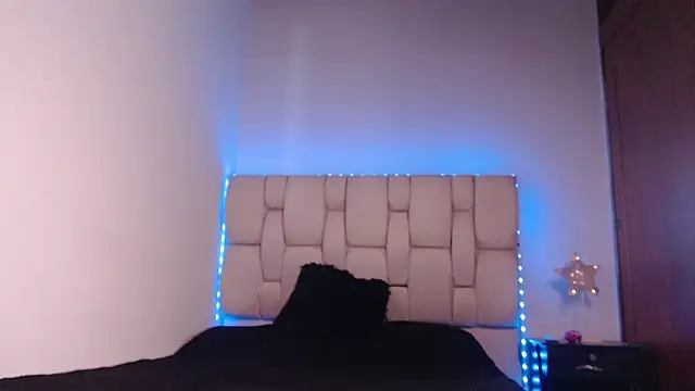 MysticShaira online show from 11/15/25, 11:31