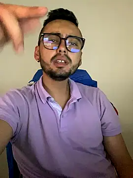 Snapshot of cristopher_wallacee chatting on 10/16/25, 09:34 cristopher wallacee online show from 10/16/25, 09:34