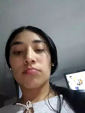 Snapshot of AmberGold- chatting on 09/15/25, 11:49 AmberGold- online show from 09/15/25, 11:49