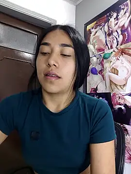 Snapshot of AmberGold- chatting on 10/11/25, 10:05 AmberGold- online show from 10/11/25, 10:05