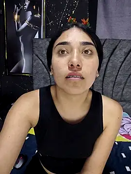 Snapshot of AmberGold- chatting on 09/20/25, 11:15 AmberGold- online show from 09/20/25, 11:15