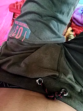 Snapshot of onlymasti00 chatting on 09/29/25, 09:05 onlymasti00 online show from 09/29/25, 09:05