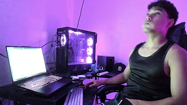 kenji azura1 online show from 10/28/25, 07:29