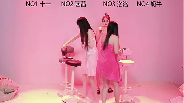 Snapshot of ERA_002 chatting on 09/10/25, 03:00 ERA 002 online show from 09/10/25, 03:00