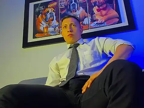 Snapshot of Masster_ares_ chatting on 09/14/25, 03:18 Masster ares online show from 09/14/25, 03:18