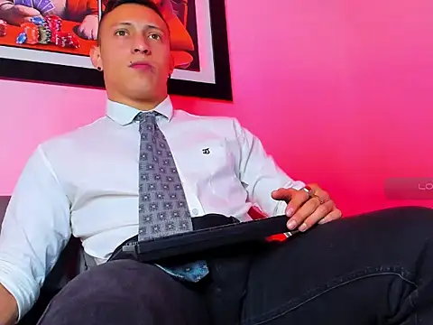 Snapshot of Masster_ares_ chatting on 10/19/25, 03:42 Masster ares online show from 10/19/25, 03:42