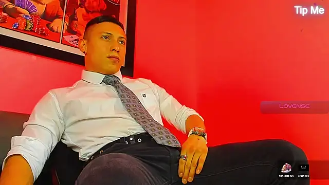 Snapshot of Masster_ares_ chatting on 10/18/25, 03:08 Masster ares online show from 10/18/25, 03:08