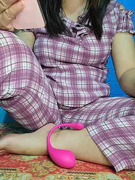 merylove-00 online show from 05/25/26, 02:49