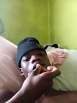 phumlanisanka online show from 10/12/25, 12:39