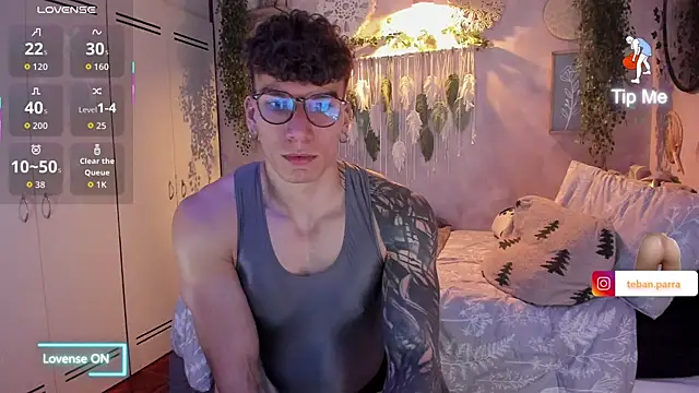 estebandi do online show from 11/30/25, 03:40