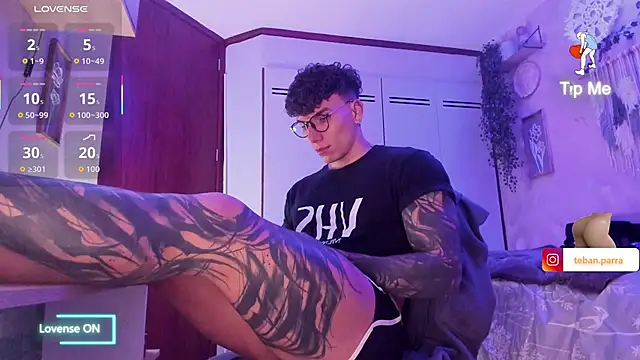 estebandi do online show from 11/29/25, 02:12