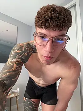 Snapshot of estebandi_do chatting on 02/27/26, 10:59 estebandi do online show from 02/27/26, 10:59