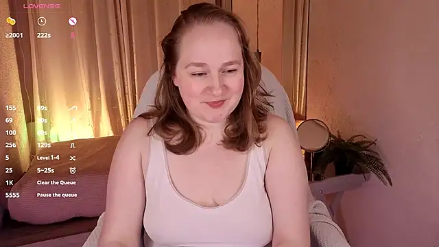 Snapshot of Kitty_Rest_ chatting on 05/31/26, 06:31 Kitty Rest online show from 05/31/26, 06:31