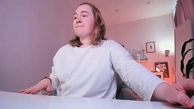 Kitty Rest  online show from 04/12/26, 09:23