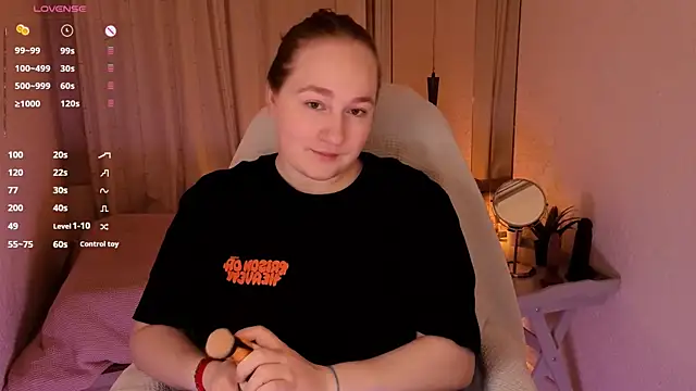 Snapshot of Kitty_Rest_ chatting on 04/30/26, 01:18 Kitty Rest online show from 04/30/26, 01:18