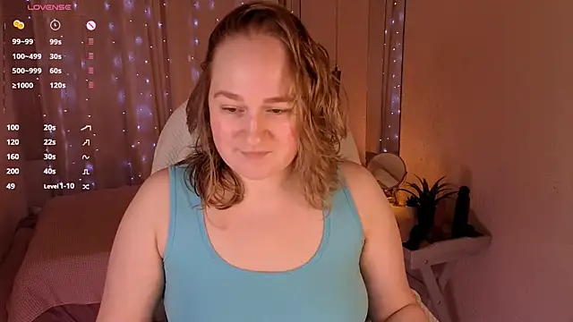 Snapshot of Kitty_Rest_ chatting on 04/19/26, 01:12 Kitty Rest online show from 04/19/26, 01:12