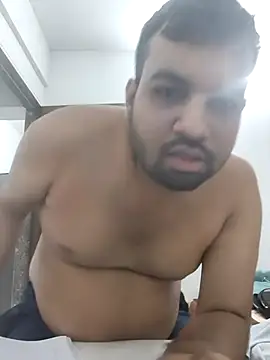 vinay smalldick online show from 12/04/25, 01:54