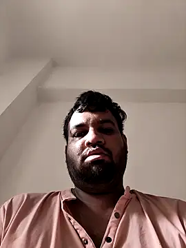 Snapshot of vinay_smalldick chatting on 06/11/26, 02:22 vinay smalldick online show from 06/11/26, 02:22