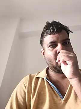 Snapshot of vinay_smalldick chatting on 07/14/26, 01:38 vinay smalldick online show from 07/14/26, 01:38