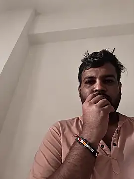 Snapshot of vinay_smalldick chatting on 06/08/26, 02:01 vinay smalldick online show from 06/08/26, 02:01