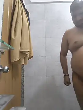 vinay smalldick online show from 02/15/26, 04:13