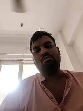 Snapshot of vinay_smalldick chatting on 07/12/26, 06:03 vinay smalldick online show from 07/12/26, 06:03