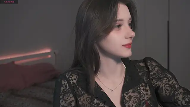 Snapshot of dialae chatting on 03/19/26, 10:37 dialae online show from 03/19/26, 10:37