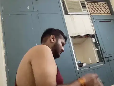 chiikuloveu online show from 10/27/25, 05:41