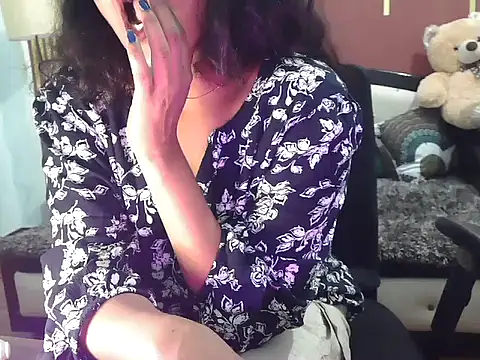 shaalu sharma online show from 11/25/25, 05:52