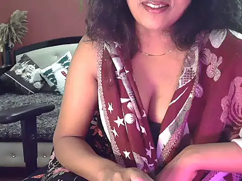 shaalu sharma online show from 12/17/25, 06:51