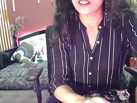 shaalu sharma online show from 10/21/25, 06:02