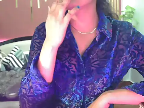 shaalu sharma online show from 11/19/25, 06:41