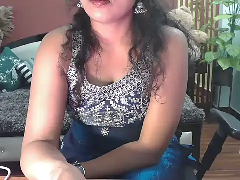 shaalu sharma online show from 11/29/25, 11:27