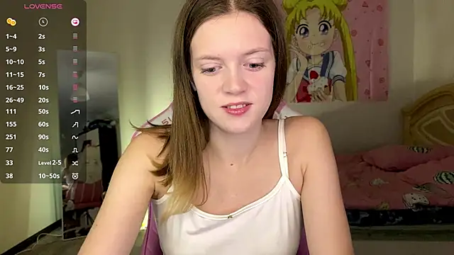 VibeQueenLucy online show from 11/17/25, 10:19