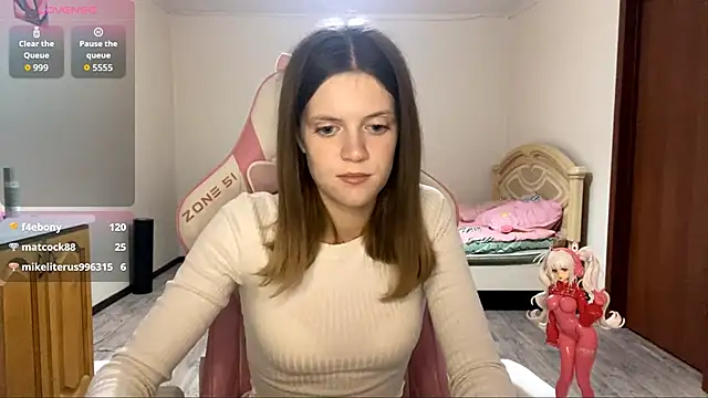 VibeQueenLucy online show from 09/17/25, 03:47