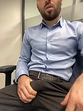 Snapshot of speddy34 chatting on 04/08/26, 07:10 speddy34 online show from 04/08/26, 07:10