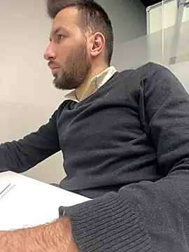 Snapshot of speddy34 chatting on 01/14/26, 06:50 speddy34 online show from 01/14/26, 06:50