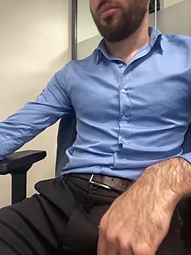 Snapshot of speddy34 chatting on 04/16/26, 09:43 speddy34 online show from 04/16/26, 09:43