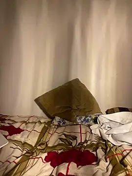 Snapshot of speddy34 chatting on 01/05/26, 06:22 speddy34 online show from 01/05/26, 06:22