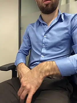 Snapshot of speddy34 chatting on 02/11/26, 07:08 speddy34 online show from 02/11/26, 07:08