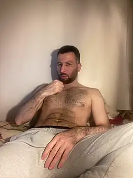 Snapshot of speddy34 chatting on 04/06/26, 06:31 speddy34 online show from 04/06/26, 06:31