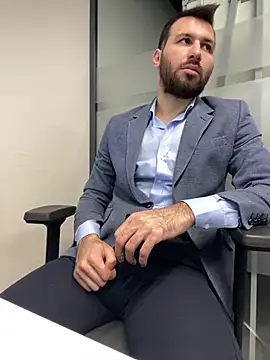 Snapshot of speddy34 chatting on 12/22/25, 06:35 speddy34 online show from 12/22/25, 06:35