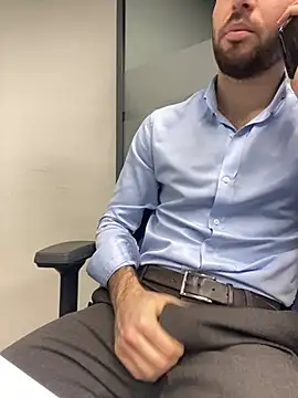 Snapshot of speddy34 chatting on 02/05/26, 06:20 speddy34 online show from 02/05/26, 06:20