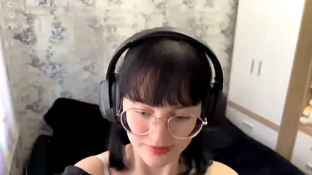 FakeLamb online show from 09/10/25, 12:15