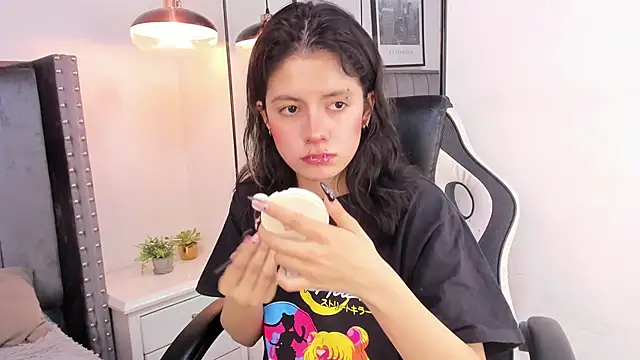 Miyu Komori online show from 02/17/26, 12:46