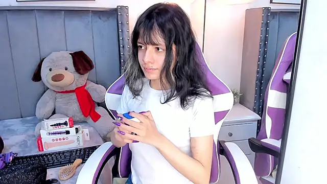 Miyu Komori online show from 05/12/26, 07:20