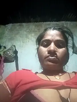 Hansini Gowda online show from 10/23/25, 02:38