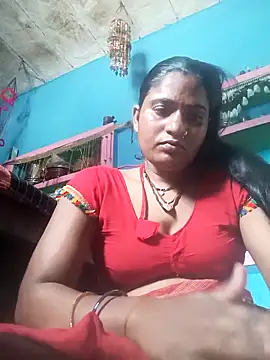 Snapshot of Hansini_Gowda chatting on 09/18/25, 07:00 Hansini Gowda online show from 09/18/25, 07:00